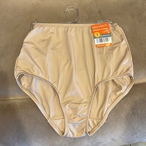 Warners Without A Stitch Brief - Size 7
